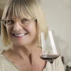 Дженсис Робинсон (Jancis Robinson)