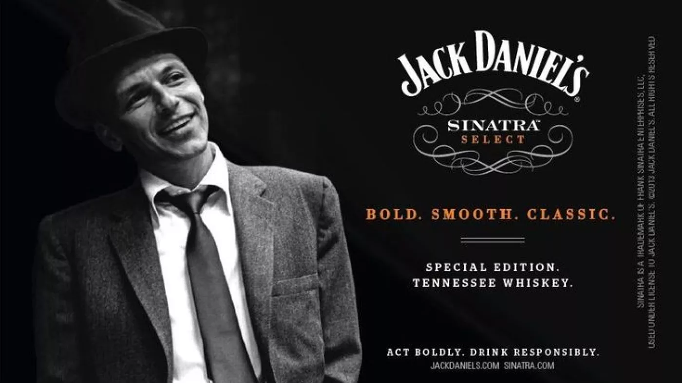 Бутылка в гробу и флаг над домом: как Jack Daniel’s покорил Короля свинга?
