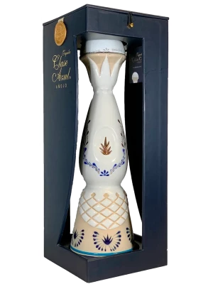 Текила Clase Azul Anejo, gift box 0.7 л