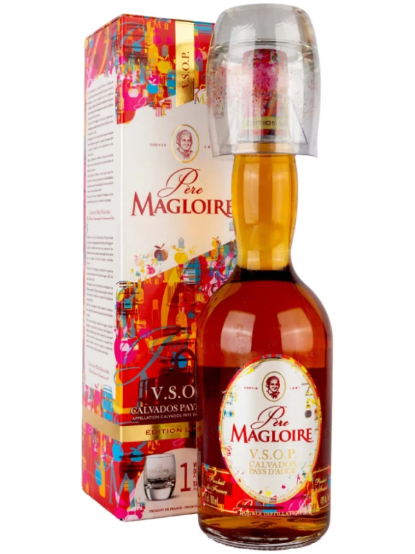 Pere Magloire, Calvados VSOP, gift box with glass
