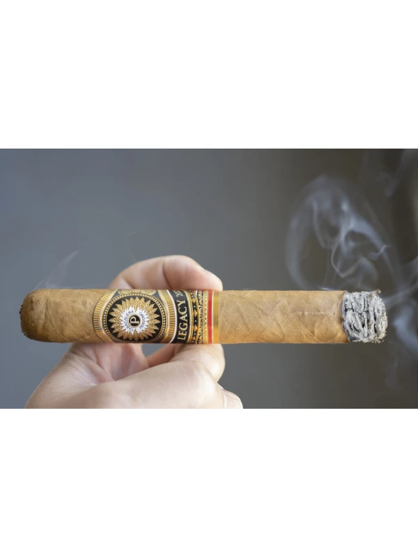 Perdomo Legacy Epicure Connecticut