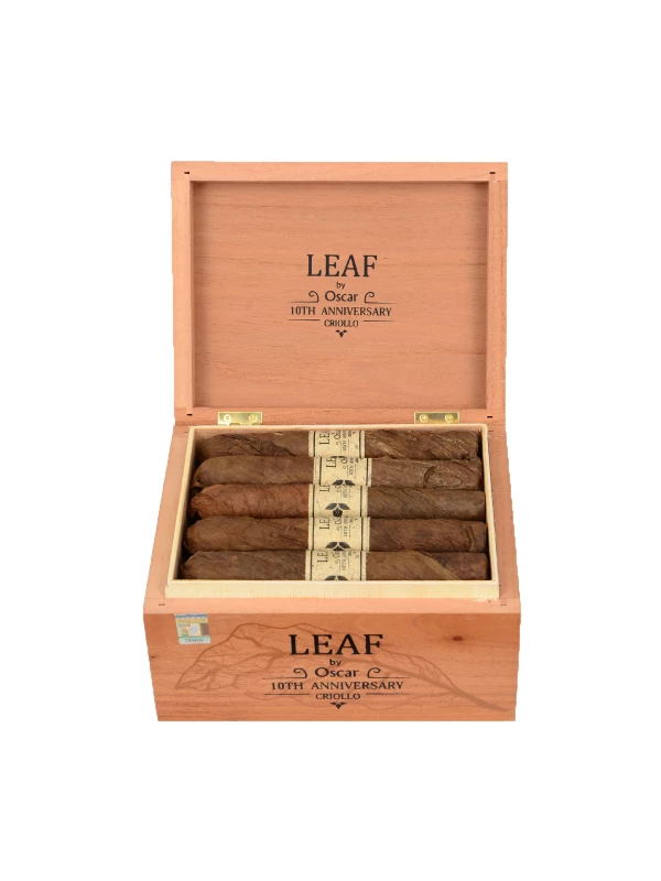 Leaf by Oscar Valladares 10 th Anniversary Criollo Sixty