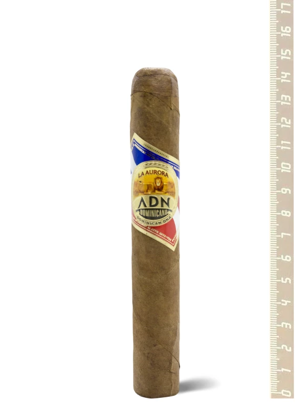 La Aurora ADN Dominicano Toro