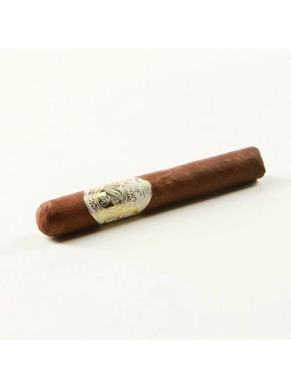 Gurkha Treinta 30 th Anniversary Toro