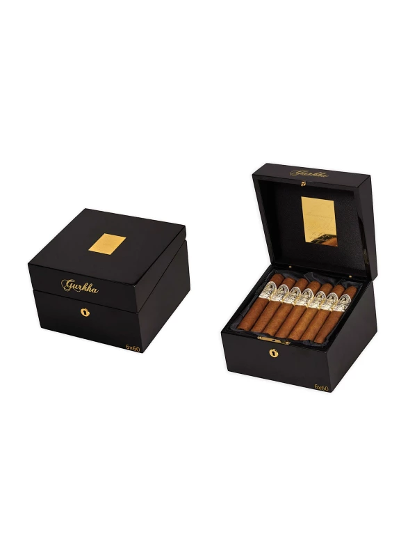 Gurkha Treinta 30 th Anniversary Toro