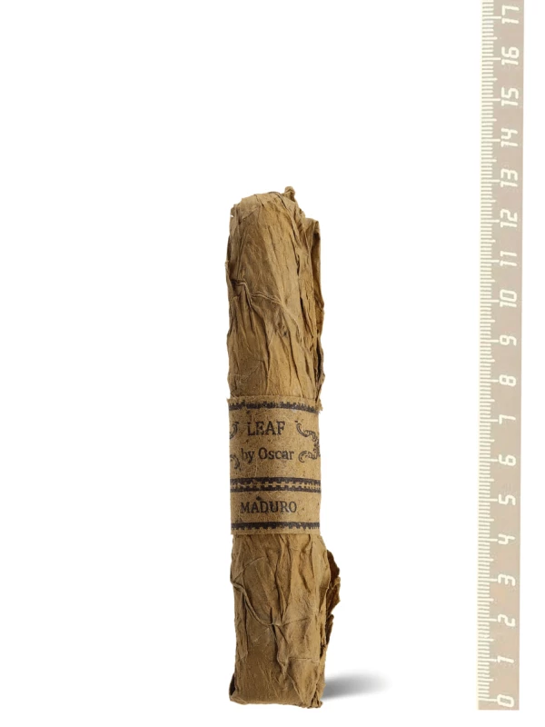 Leaf by Oscar Valladares Connecticut Robusto