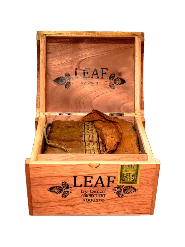 Leaf by Oscar Valladares Connecticut Robusto