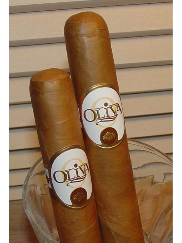 Oliva Connecticut Reserve Robusto