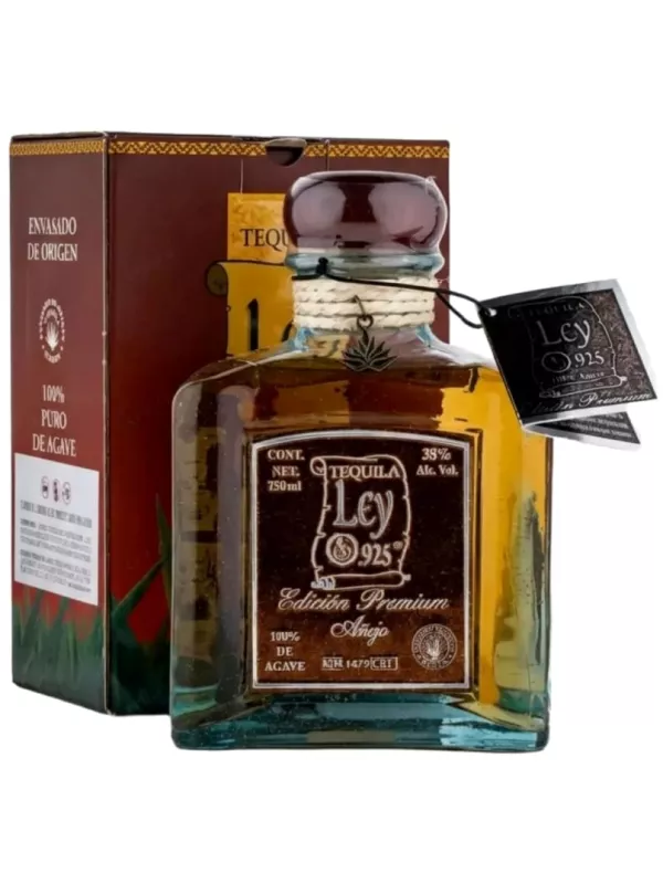 Ley 925 Anejo, gift box