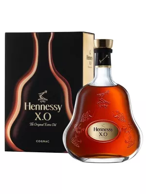Коньяк Hennessy X.O., with gift box 0.7 л