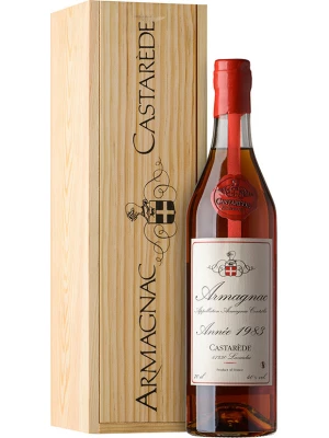 Арманьяк Castarede Armagnac AOC, wooden box 1983 0.7 л