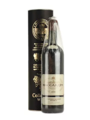 Вино Массандра, Коллекционное вино Столовое красное Алушта, в тубе 2007, 0.75 л
