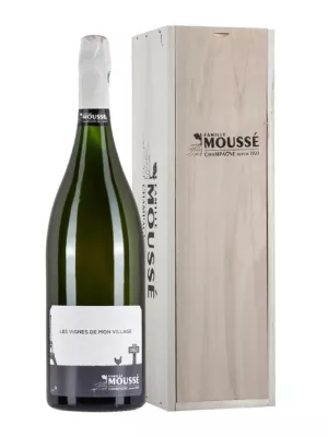 Champagne Famille Mousse, Les Vignes de mon Village Extra Brut, Champagne AOC, wooden box 3 л
