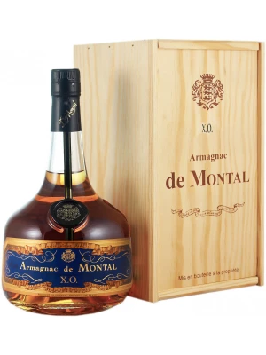 Арманьяк Armagnac de Montal, X.O., in wooden box 0.7 л