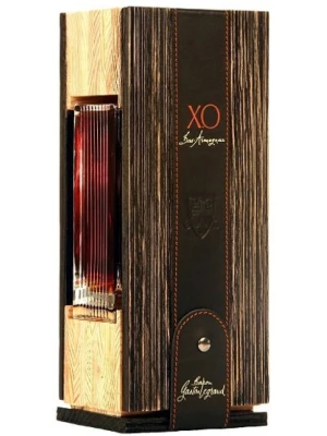 Арманьяк Baron G. Legrand XO Bas Armagnac, decanter & wooden box 0.7 л
