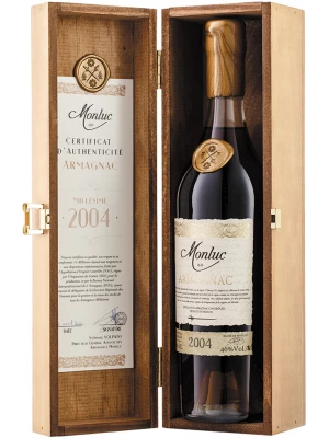 Арманьяк Monluc Armagnac AOC, wooden box 2004 0.7 л