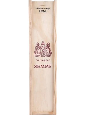 Арманьяк Millesime, Armagnac AOC, wooden box 1961 0.5 л