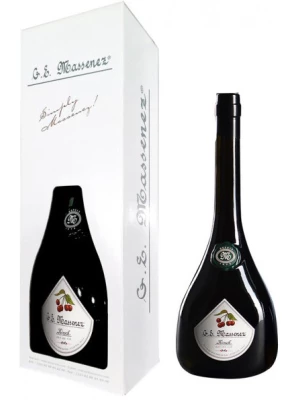 Бренди Massenez, Eau de vie Origine Kirsch, gift box 0.7 л