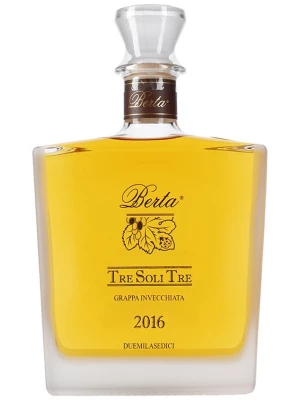 Граппа Grappa Tre Soli Tre 2016 0.7 л