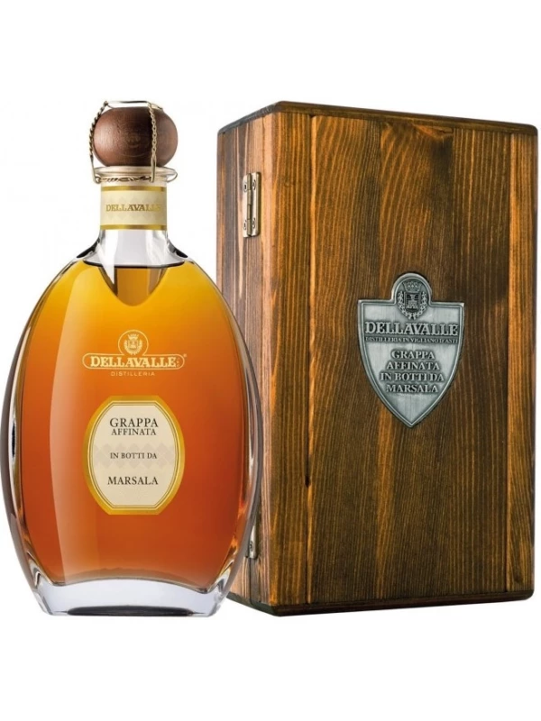 Dellavalle Grappa affinata in botti da Marsala 2003 gift box
