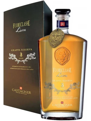 Граппа Castagner, Fuoriclasse Leon Riserva 3 Anni, gift box 0.7 л