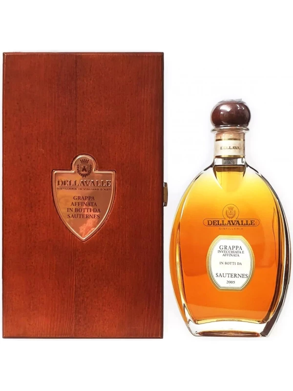 Dellavalle, Grappa Affinata in botti da Sauternes, gift box
