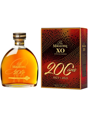 Кальвадос Pere Magloire, XO 200 ans, gift box 0.7 л