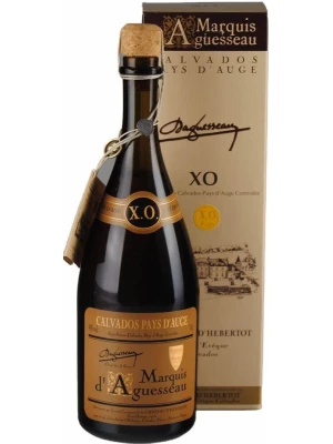 Кальвадос Marquis d'Aguesseau, XO, 8 ans, gift box 0.7 л