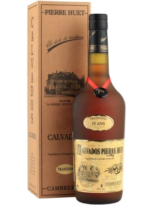Кальвадос Calvados Pierre Huet, Tradition 15 ans, Calvados AOC, gift box 0.7 л