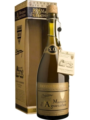 Кальвадос Marquis d'Aguesseau, XO, 20 Ans, gift box 0.7 л