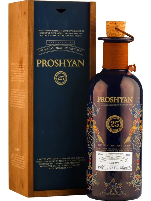 Proshyan Reserve 25 Years Old, wooden box