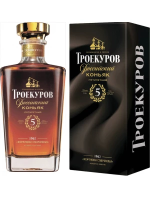 Коньяк Троекуров, Пятилетний, в подарочной коробке 0.5 л