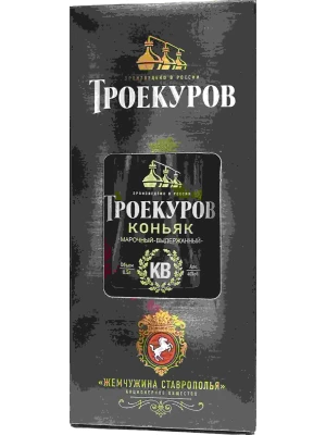 Коньяк Троекуров КВ, в подарочной коробке 0.5 л