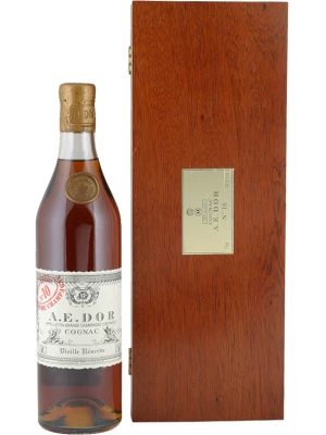 Коньяк A.E. Dor №10, wooden box 0.7 л