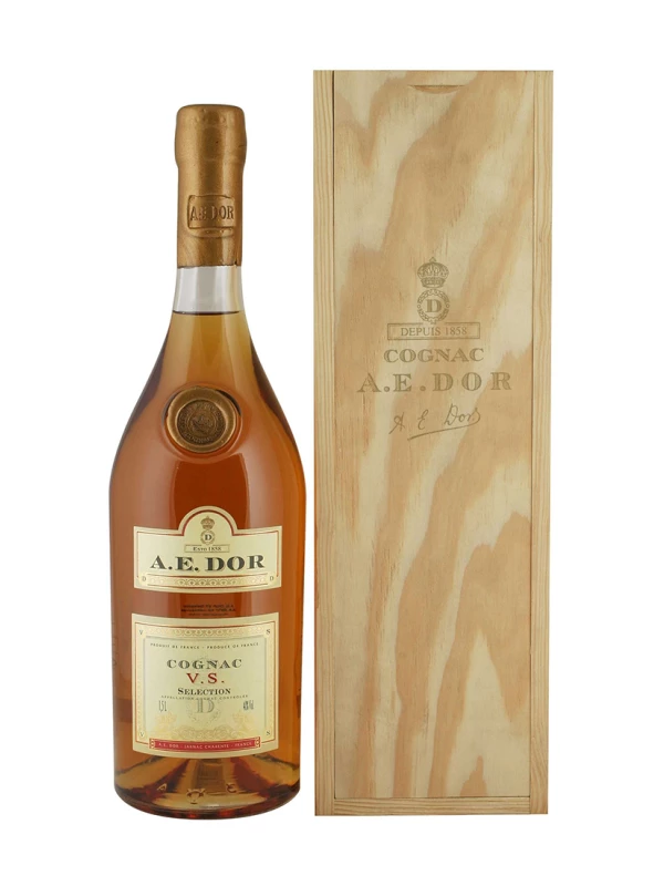 A.E. Dor VS Selection, wooden box