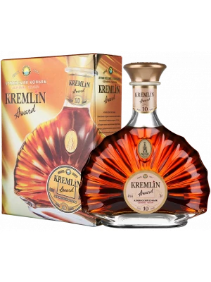 Коньяк Kremlin Award 7 Years Old, gift box 0.7 л