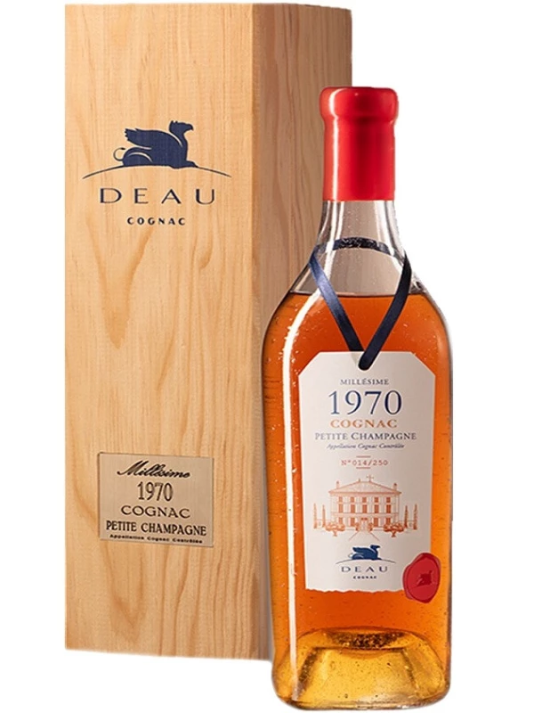 Deau, Petite Champagne AOC, wooden box