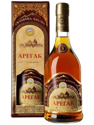 Коньяк Армянский коньяк Арегак 5 Звезд, в подарочной коробке 0.7 л