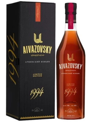 Коньяк Айвазовский Лимитед Эдишн, в подарочной коробке 1994 0.7 л