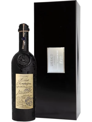 Коньяк Lheraud Cognac Petite Champagne, wooden box 1982 0.7 л