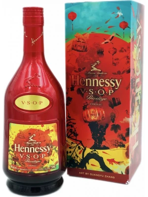 Коньяк Hennessy VSOP, gift box Chinese New Year 0.7 л
