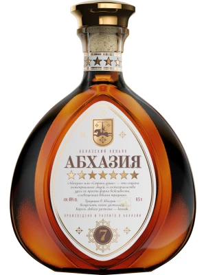 Коньяк Абхазия 7 лет 0.5 л