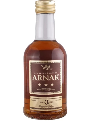 Коньяк Van 777, Arnak 3 years old 0.25 л