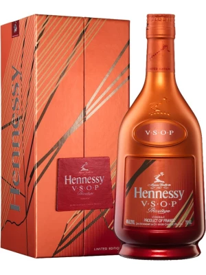 Коньяк Hennessy V.S.O.P., gift box Limited Edition by Peter Saville 0.7 л