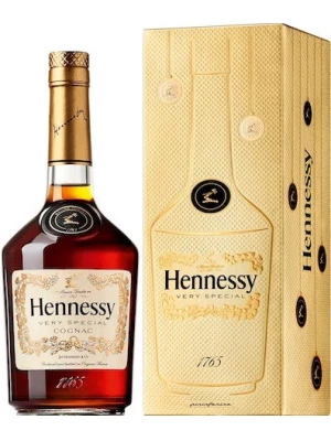 Коньяк Hennessy V.S., with box 0.7 л