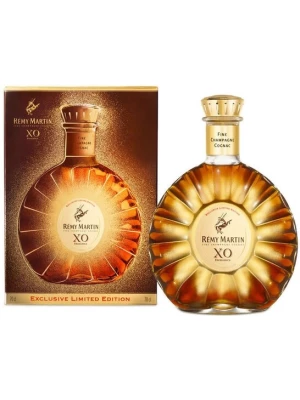 Коньяк Remy Martin XO Gold, gift box 0.7 л