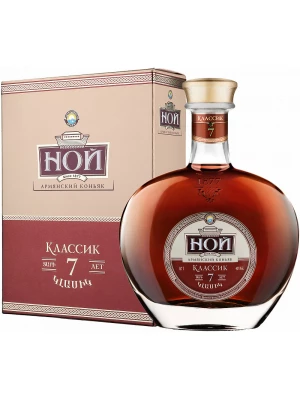 Коньяк Ной Классик 7-летний, в подарочной коробке 0.7 л