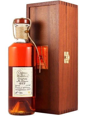 Коньяк Chateau de Montifaud Millesime Fine Petite Champagne AOC, wooden box 1977 0.5 л