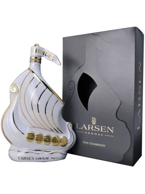 Коньяк Larsen Viking Ship, White, gift box 0.7 л