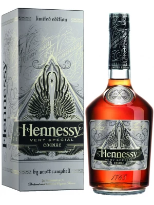 Коньяк Hennessy V.S., Limited Edition by Scott Campbell, gift box 0.7 л